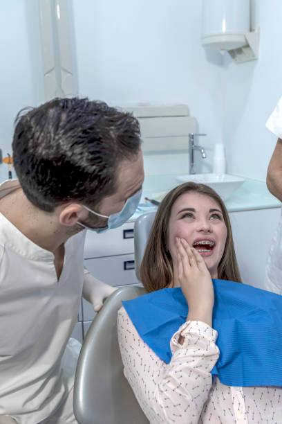 Best Emergency Gum Pain Relief  in West Columbia, TX